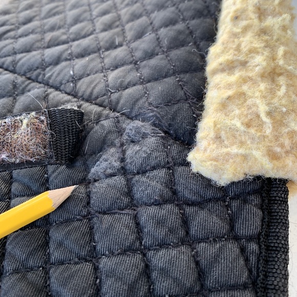 Schneider’s Dura-Tech Quilted Saddle Pad With Half-Back Synthetic Fleece Padding - Picture 5 of 10